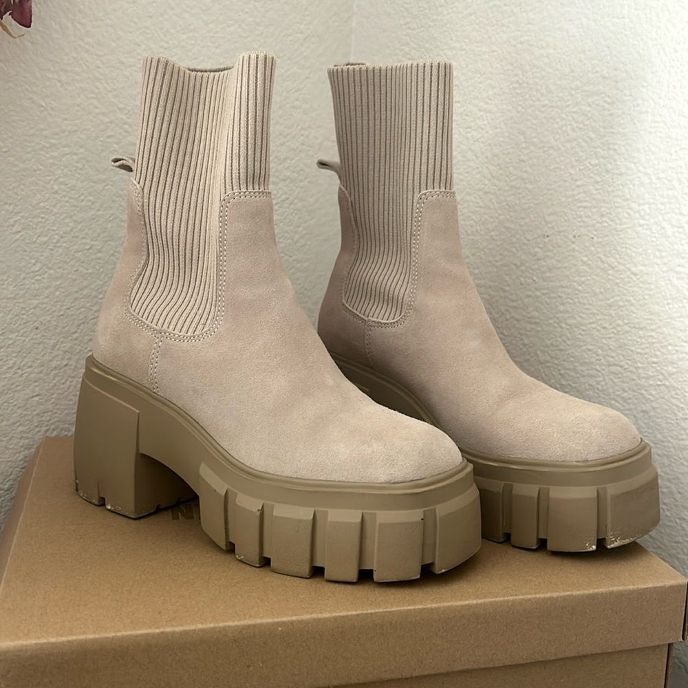 Steve Madden suede platform boots